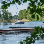 Plaża w Kujankach nad jeziorem Borówno
