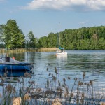 Plaża w Kujankach nad jeziorem Borówno