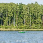 Plaża w Kujankach nad jeziorem Borówno