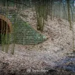 Widok na kaskadę i wiadukt dawnej linii kolejowej